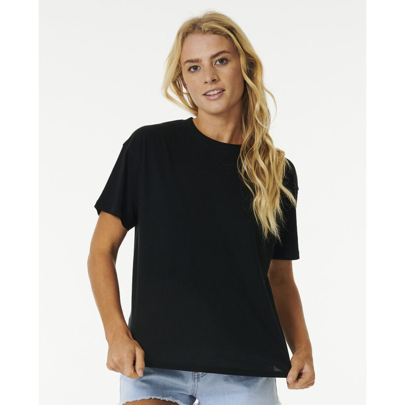 טי שירט לנשים Classic Relaxed Tee טי שירט לנשים Classic Relaxed Tee
