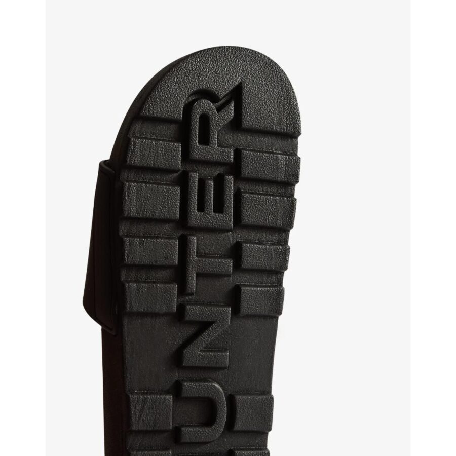 CORE EMBOSSED SILICONE SLIDER CORE EMBOSSED SILICONE SLIDER