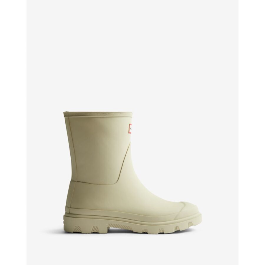 U DOWNPOUR SHORT