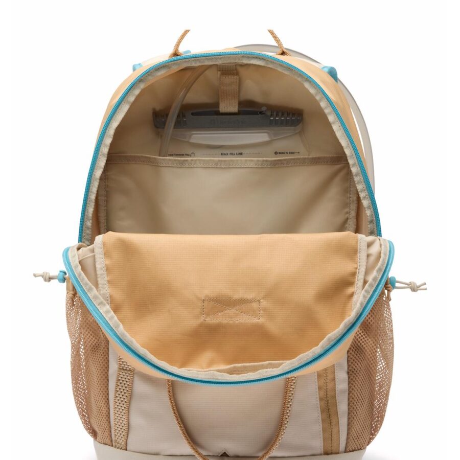 ECHO MOUNTAIN 25L BACKPACK ECHO MOUNTAIN 25L BACKPACK