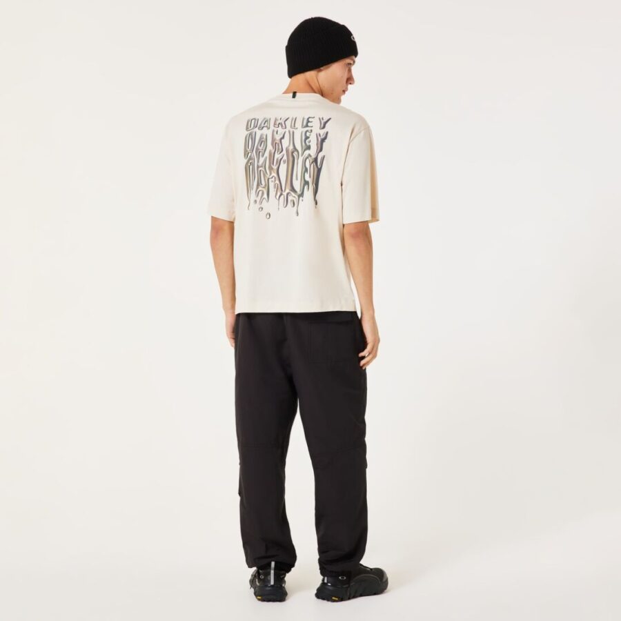 STACKED METAL T STACKED METAL T