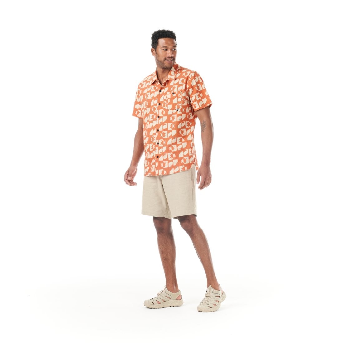 חולצה מכופתרת קצרה לגברים Mataikona S/S Shirt חולצה מכופתרת קצרה לגברים Mataikona S/S Shirt