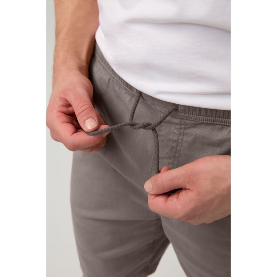 LIVE LITE TRAVELLER SHORT